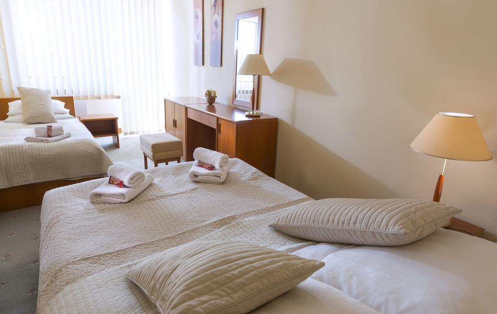 Kielczanka Hotell Kołobrzeg Eksteriør bilde